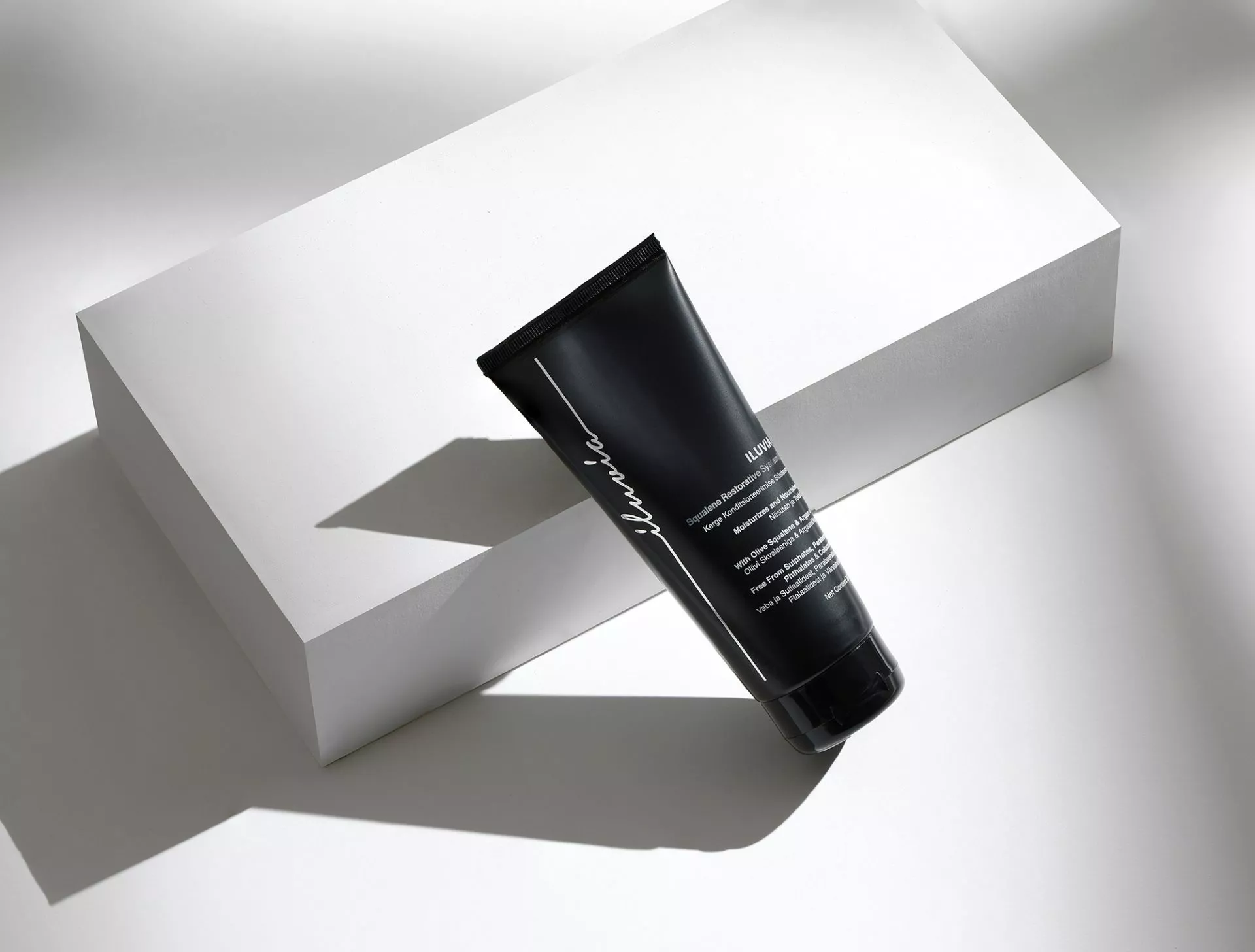 Product Photography Iluvia Haircare Sanket